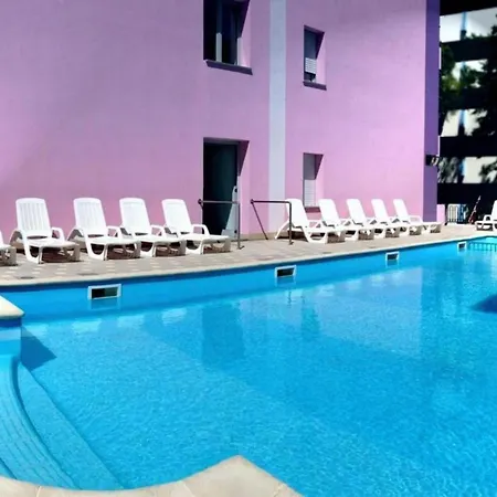 Апартаменты With Pool *