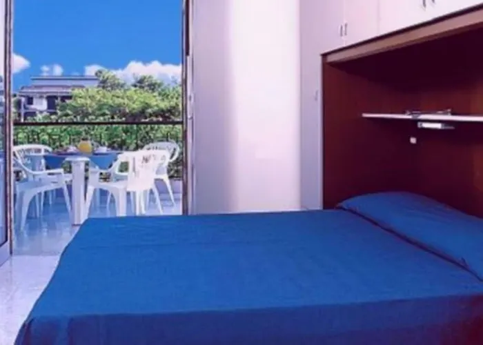 Apartment With Pool *